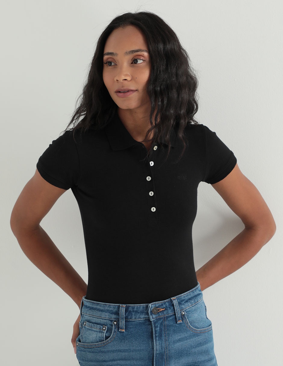 Playera tipo polo para mujer