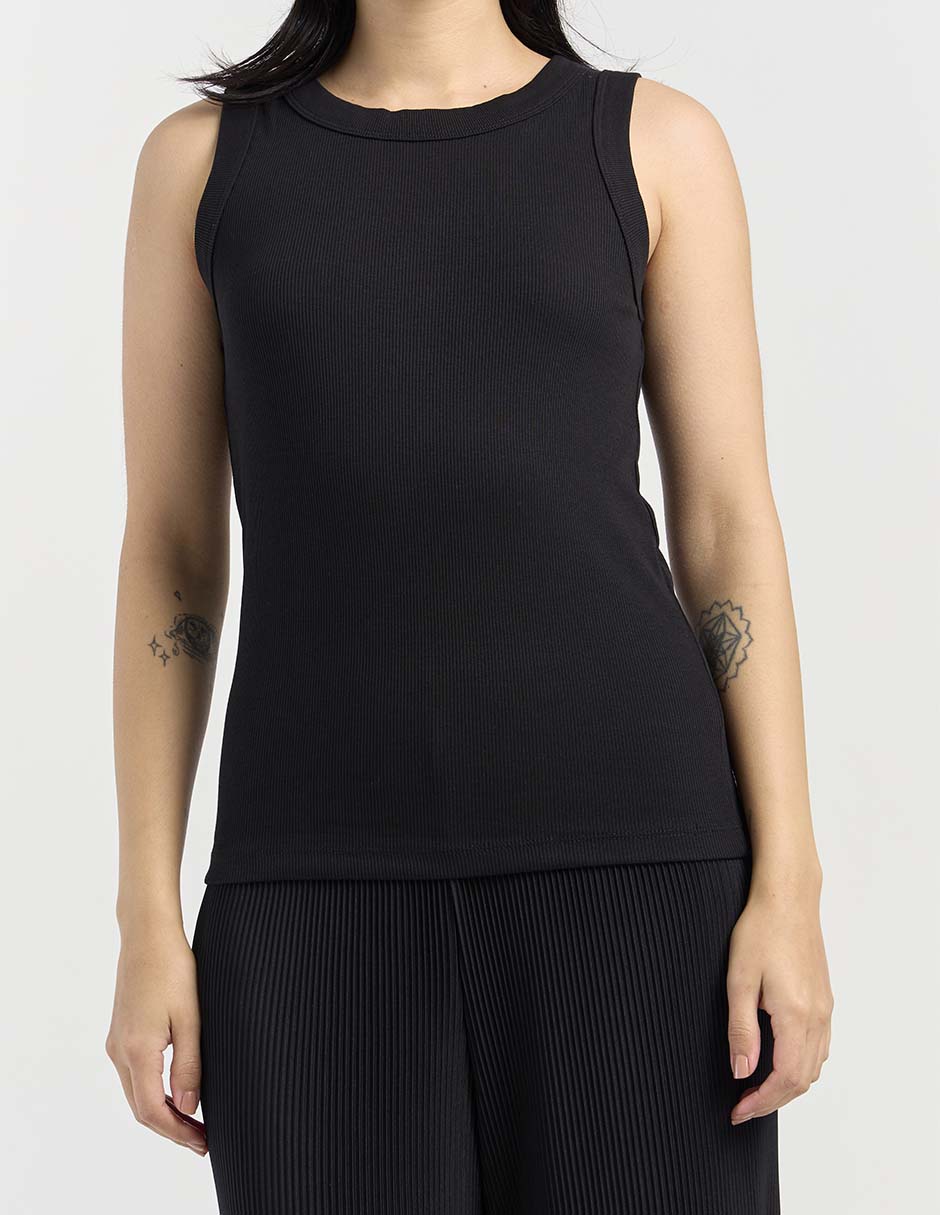 Playera cuello redondo para mujer 5