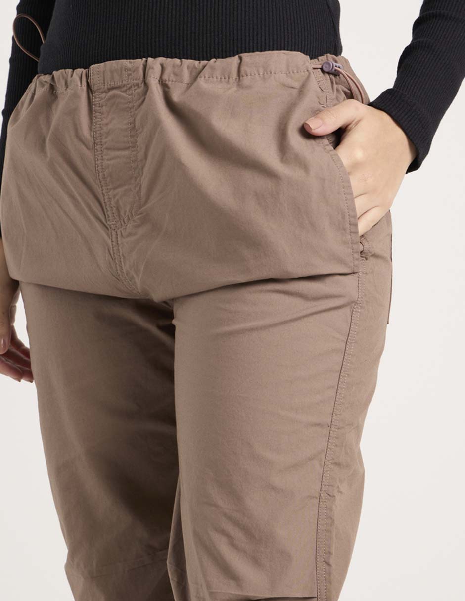 Pantalón cargo Aéropostale recto para mujer 4