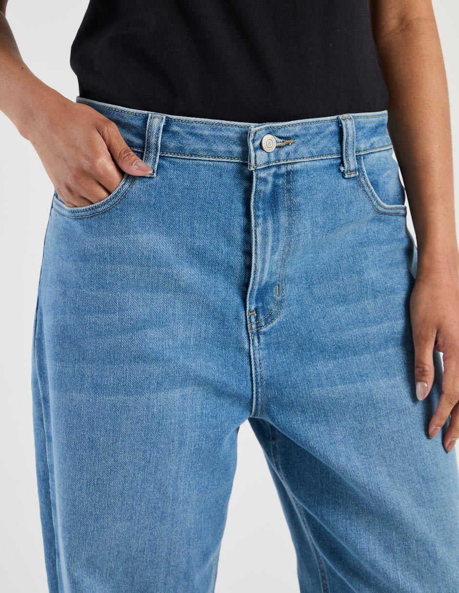 Jeans straight a la cintura para mujer 4