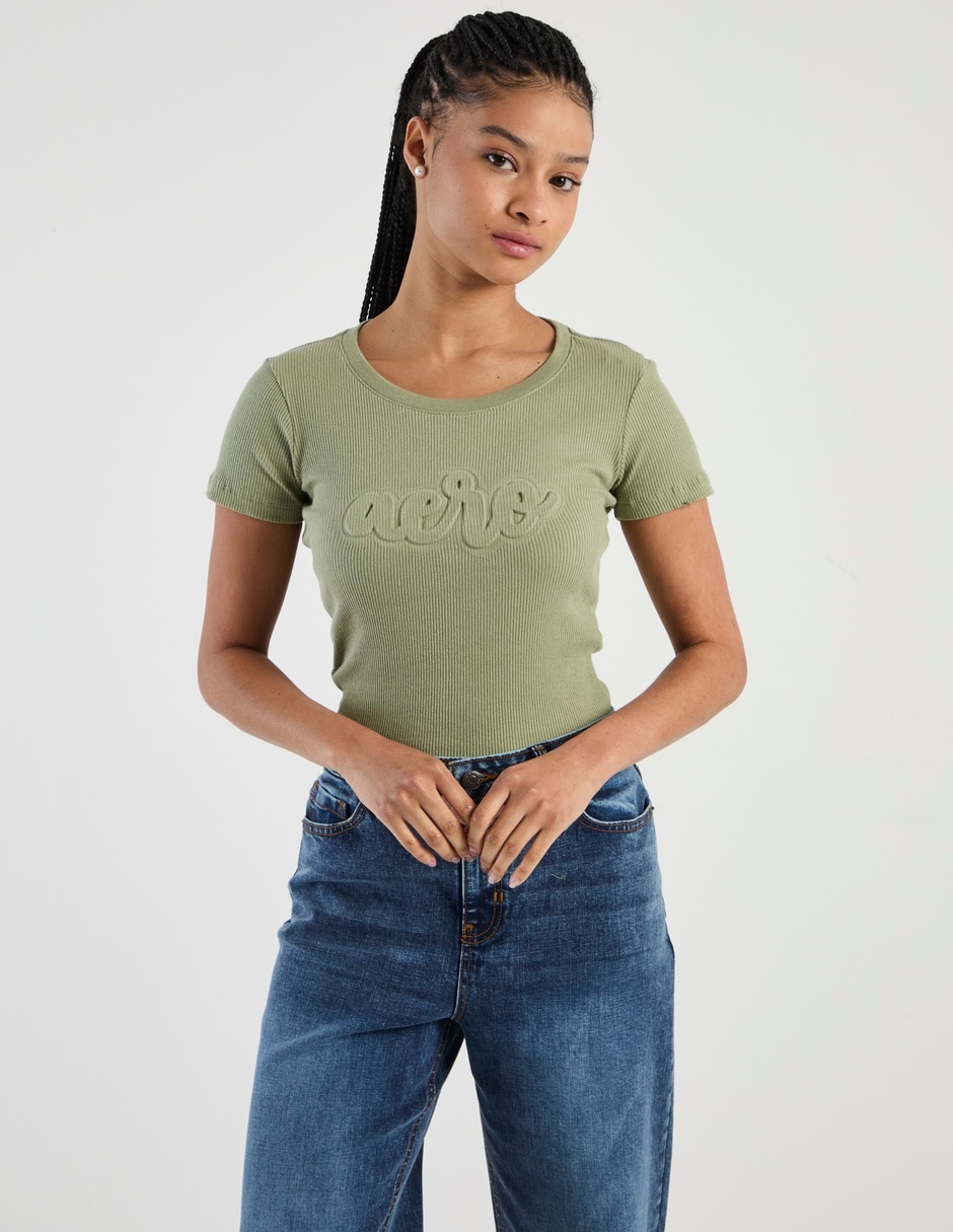 Playera manga corta cuello redondo para mujer