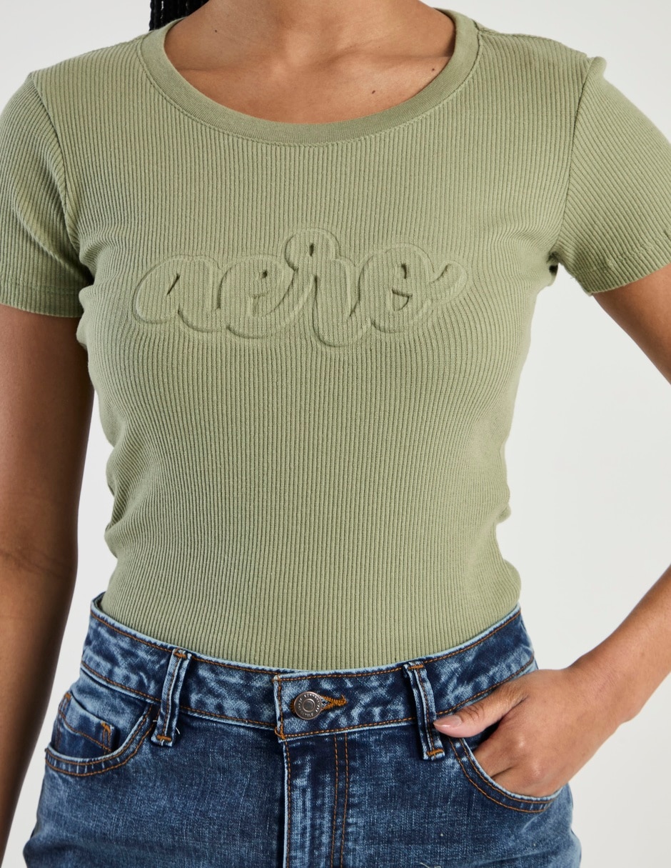 Playera manga corta cuello redondo para mujer 5