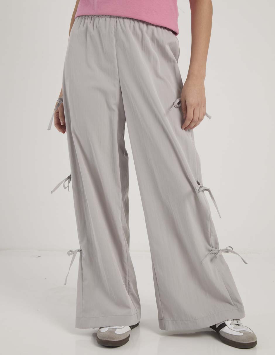 Pantalón acampanado amplio para mujer