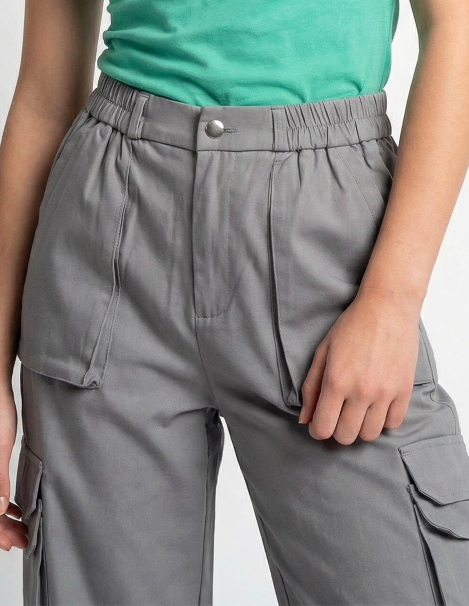 Pantalón cargo amplio para mujer 4